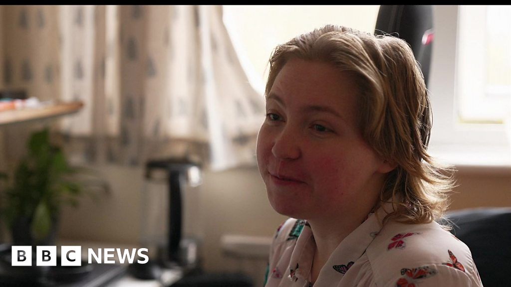 Care Home Leaver Recalls Time In Emergency Foster Care Bbc News