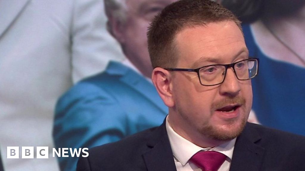 Andrew Gwynne asked about Labour's Brexit policy - BBC News