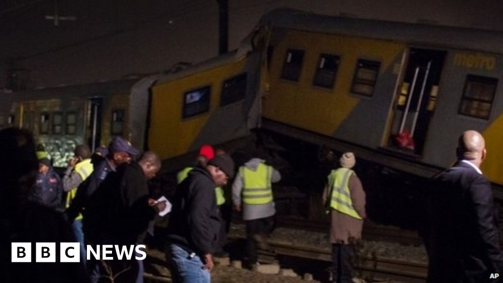 Johannesburg train collision Hundreds hurt in S Africa crash BBC News