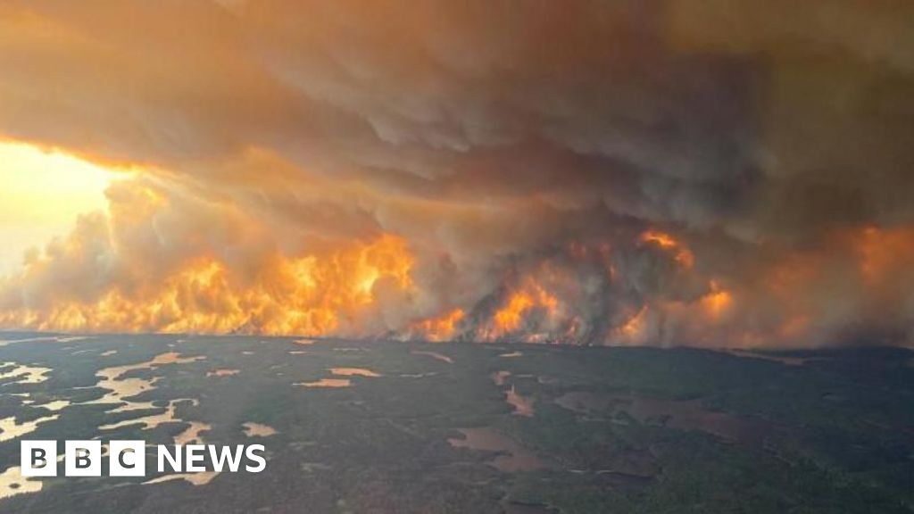 Western Canada wildfires emergency hits Saskatchewan as thousands flee