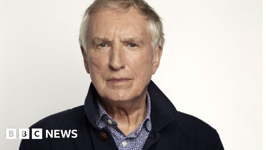 Johnnie Walker takes Radio 2 break for 'heart upgrade' - BBC News