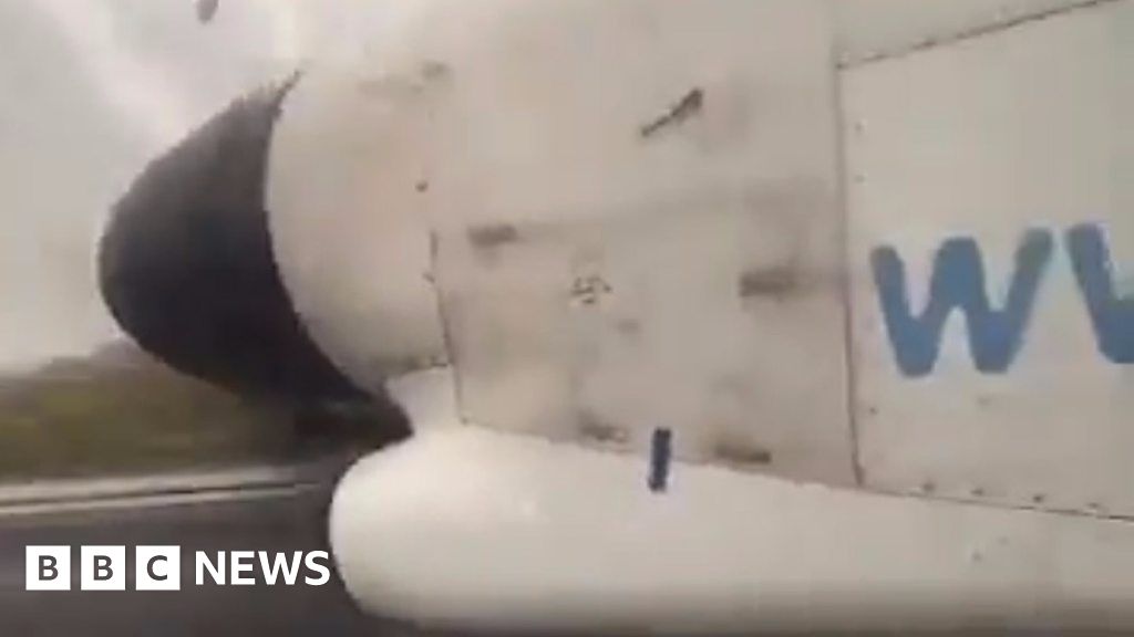 Flybe plane landing gear fails at Schiphol Airport BBC News
