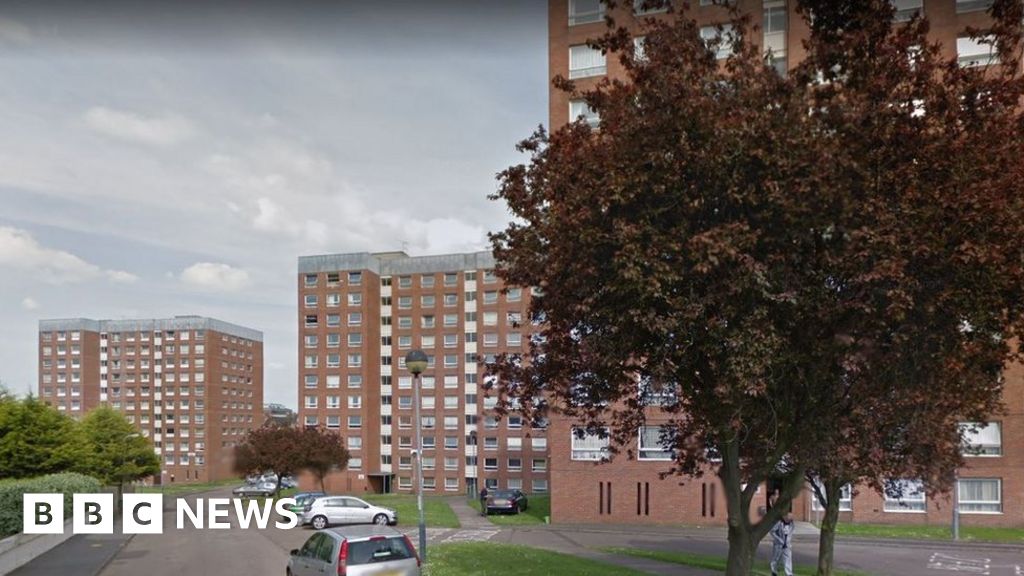 Rugby flats to be demolished over safety fears BBC News