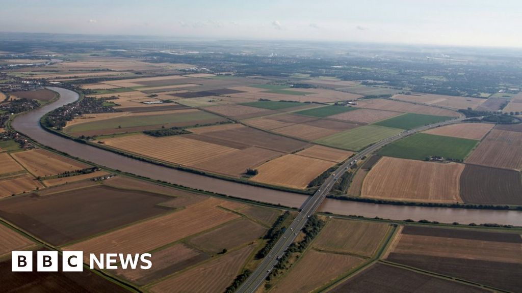 North Lincolnshire's £13m flood defence work to start in January 