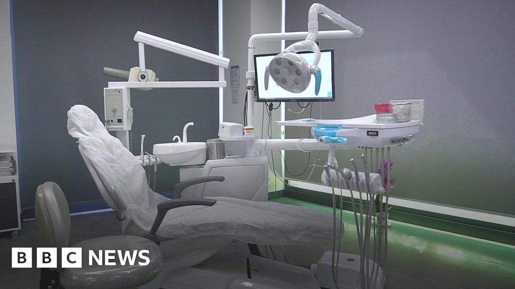 Dentists in Northern Ireland 'considering pulling NHS services' BBC News