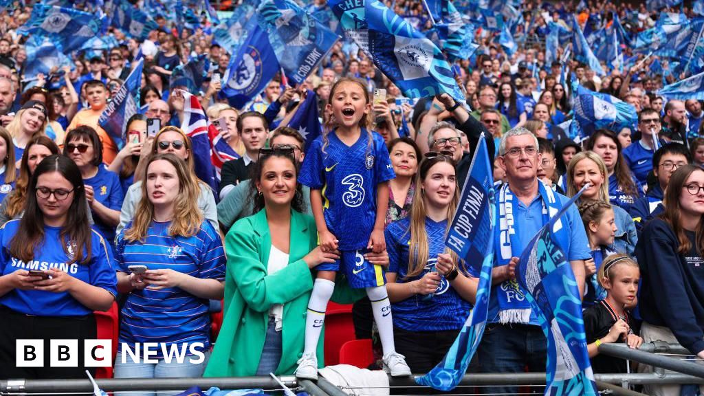 Premier League clubs in London sign pledge on women’s safety