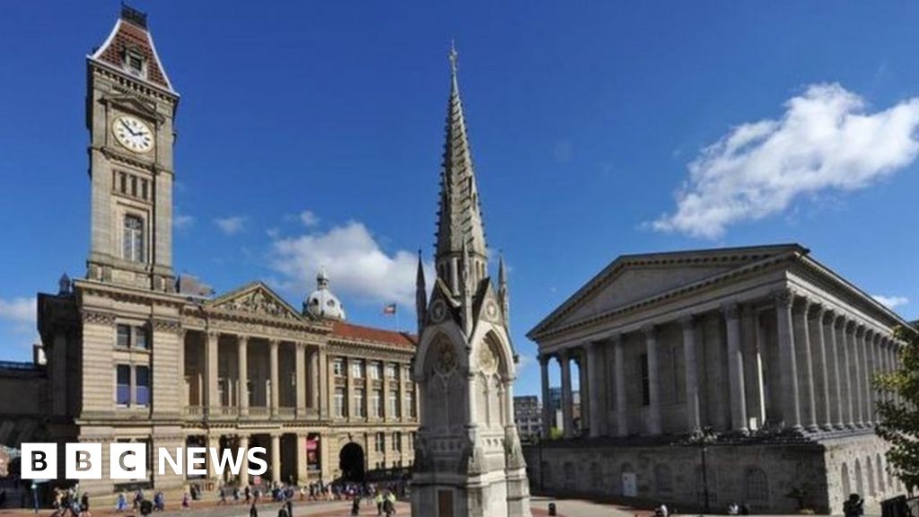 Blue Plaque For Birmingham 'painting Attack' Suffragette - BBC News