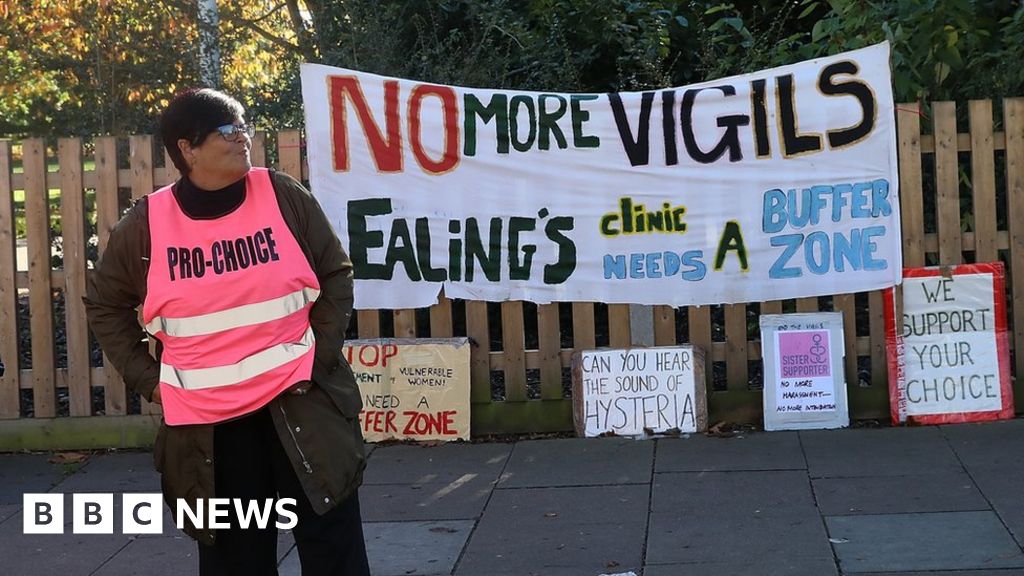 Concern over delay to abortion clinic buffer zones