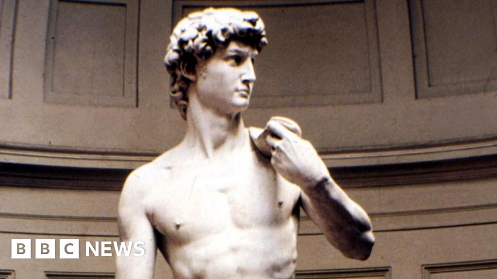 Kepala sekolah dipecat setelah siswa Florida menunjukkan patung Michelangelo