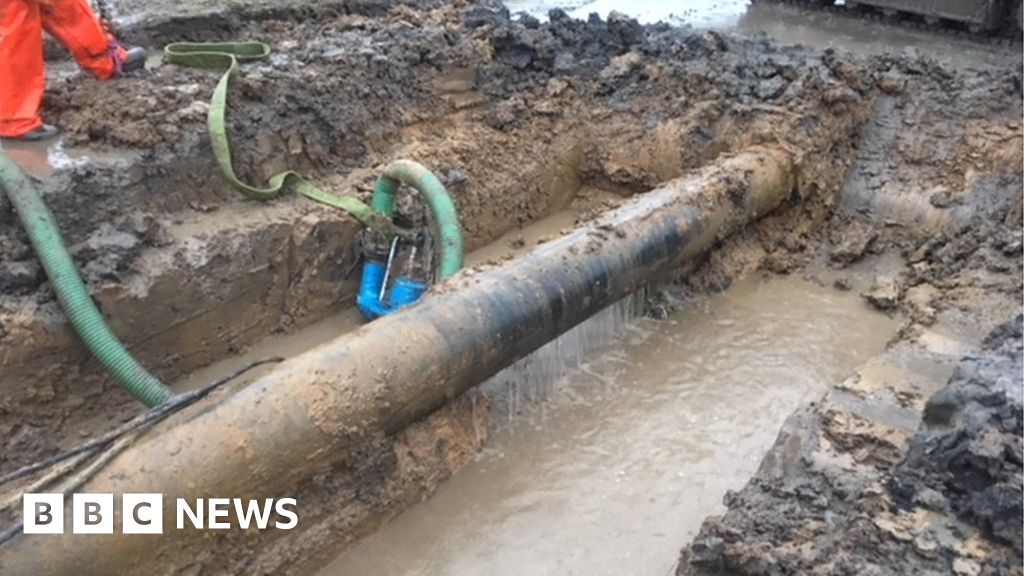 Cardiff homes affected by burst Rumney water main BBC News