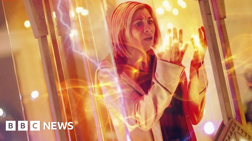 Doctor Who: Jodie Whittaker's regeneration reveals a new Doctor - BBC