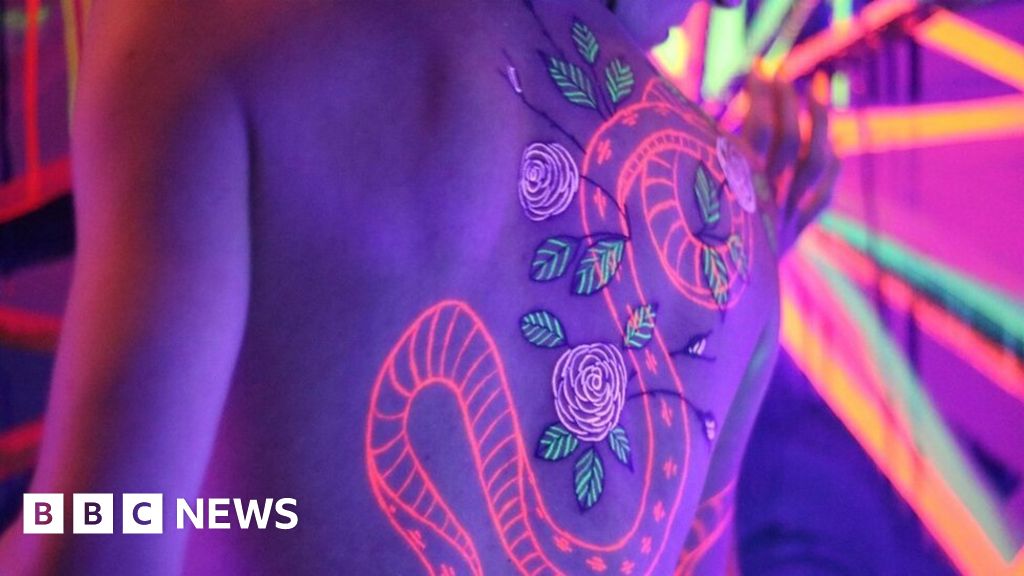 Could electric tattoos be the next step in body art? - BBC News