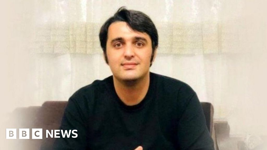 Javad Rouhi: Iranian protester dies in jail after avoiding death sentence