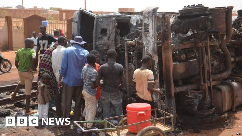 Niger fuel tanker blast kills dozens