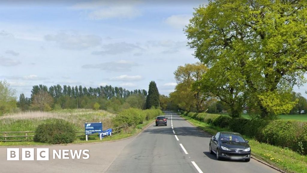 Car driver dies in Lichfield Road lorry crash 
