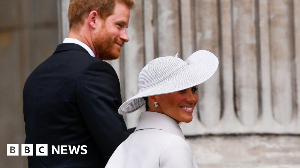 In pictures: Who is at Queen's Thanksgiving service