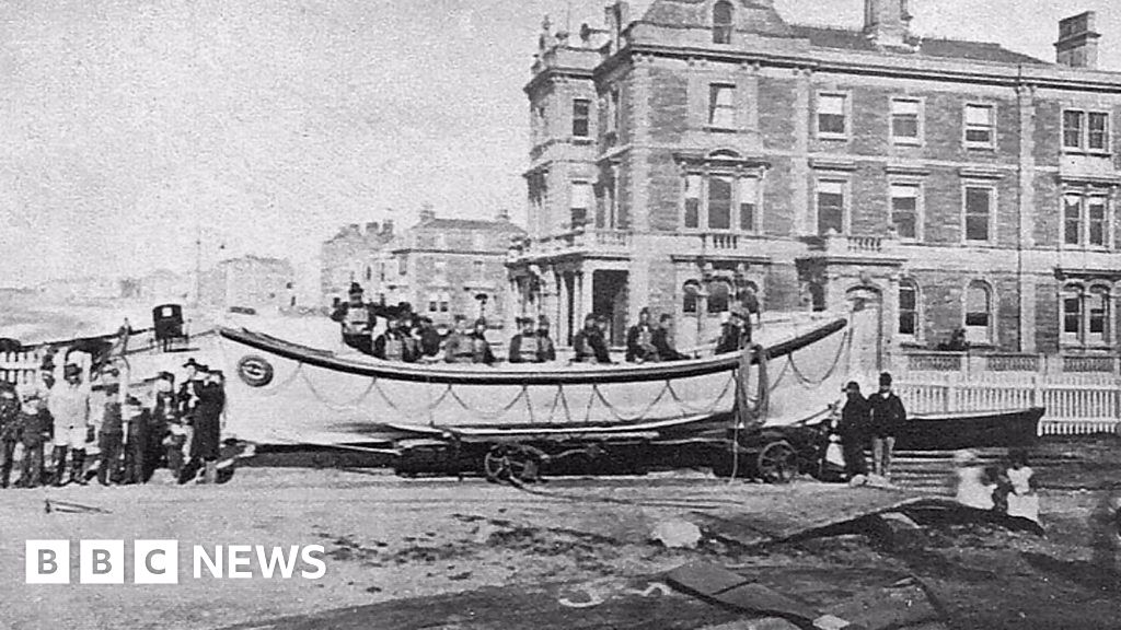 bbc travel news cheltenham