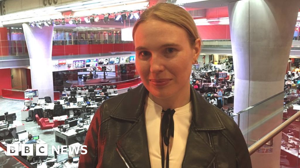 How One Woman Responded To An Unwanted Penis Photo Bbc News