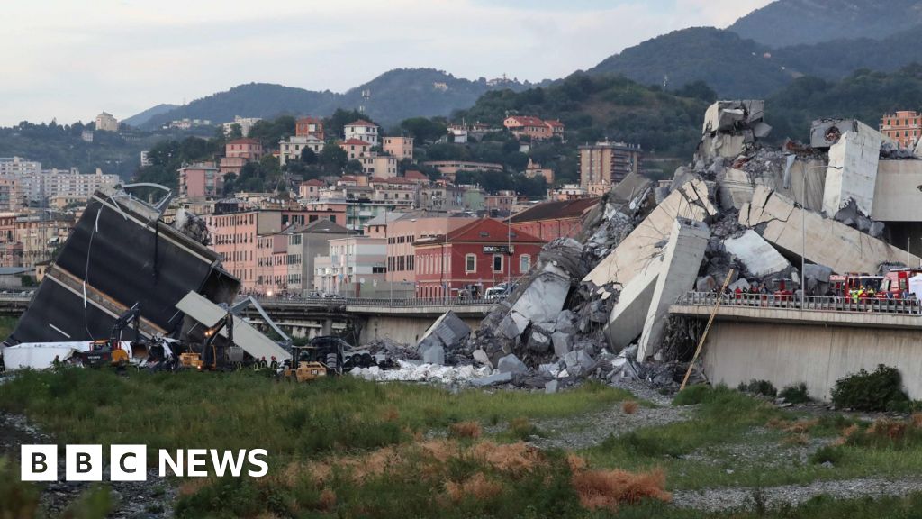 Italy bridge collapse: What we know so far - BBC News