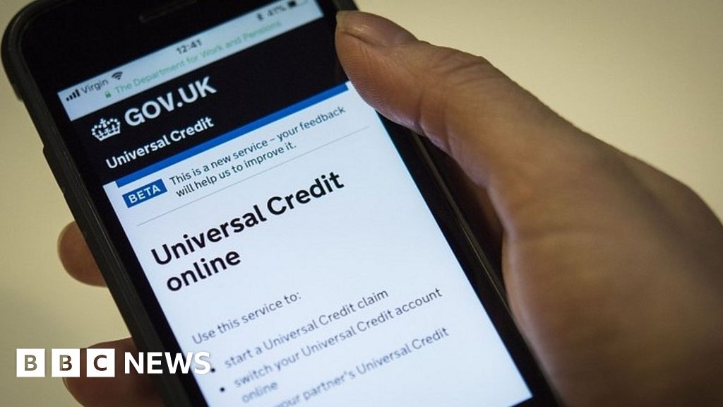 Universal Credit Brown Says Benefit Rollout Could Lead To Poll Tax    103795888 Mediaitem103795887 