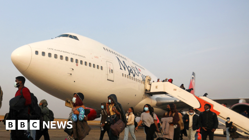 Nigerian airlines suspend plans to ground flights
