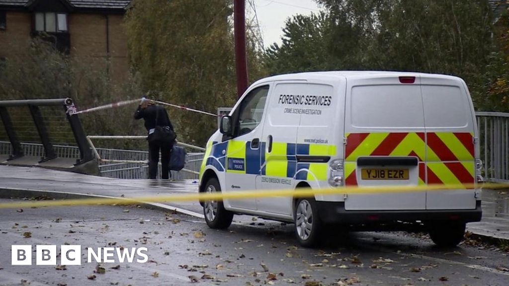 Body Pulled From River After Police Chase - BBC News