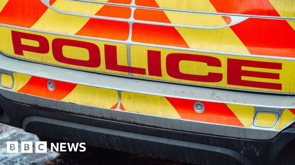 Lorraine Smith charged with murder of Andrew Smith in Gunthorpe BBC News