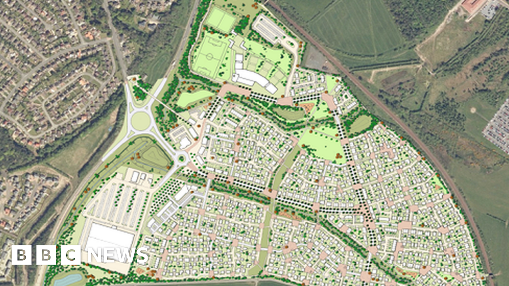 Plans confirmed for 750-home Ayrshire development - BBC News