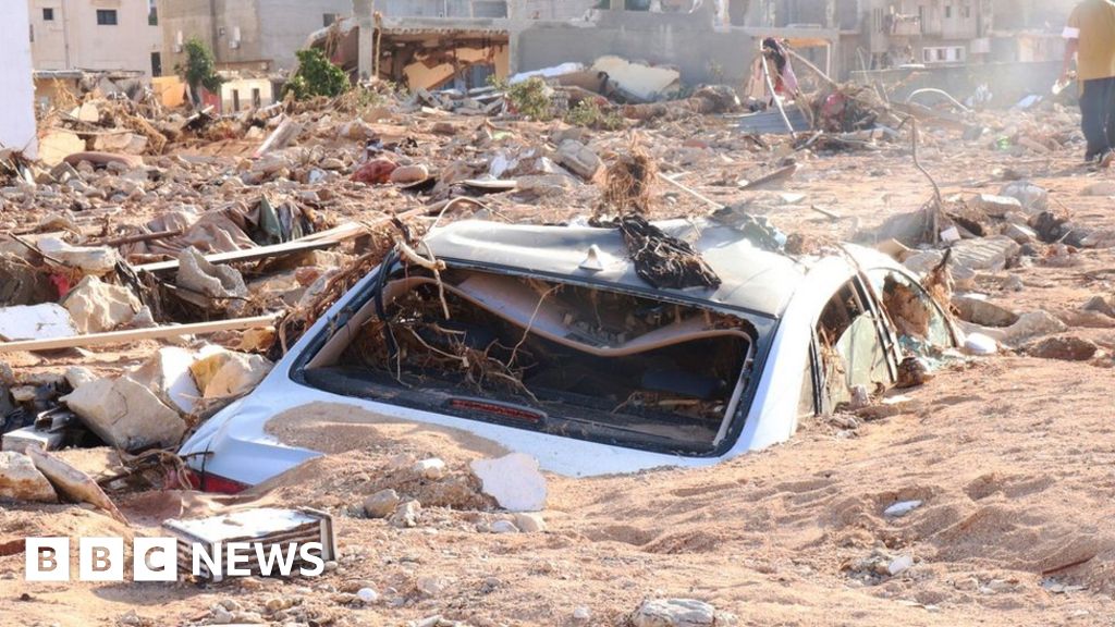 Наводнения в Либия: Защо пристанищният град Дерна беше толкова тежко засегнат