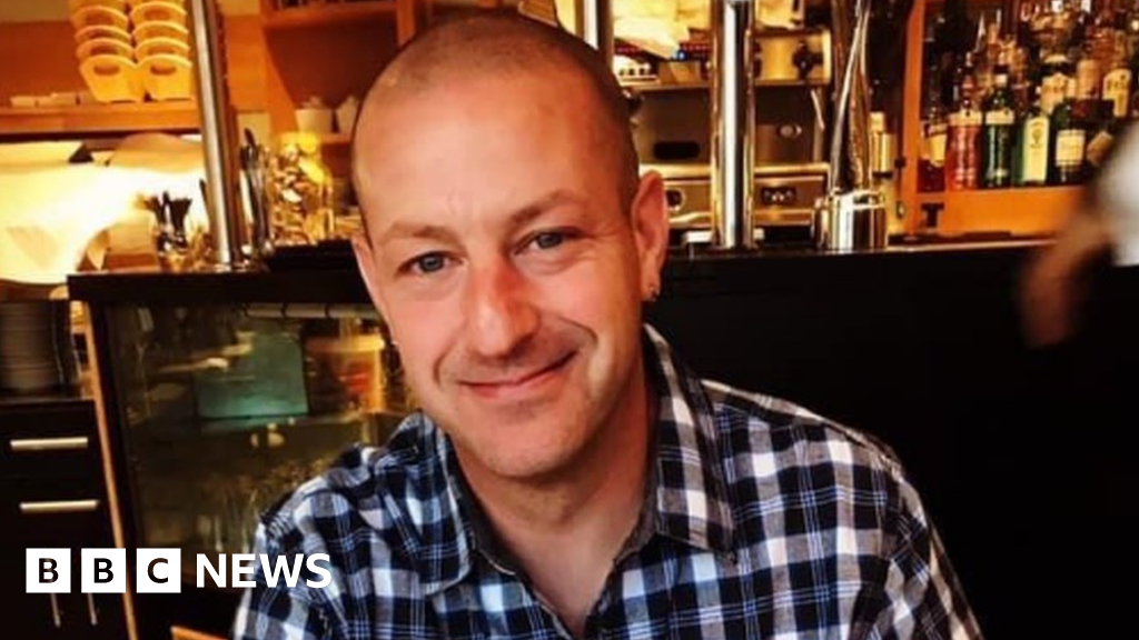 Fatheroftwo died after attack at Canvey Island pub, court told