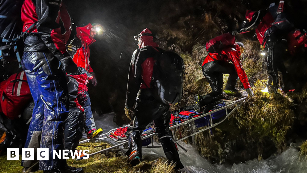 Two fell walkers rescued in major Storm Isha operation 