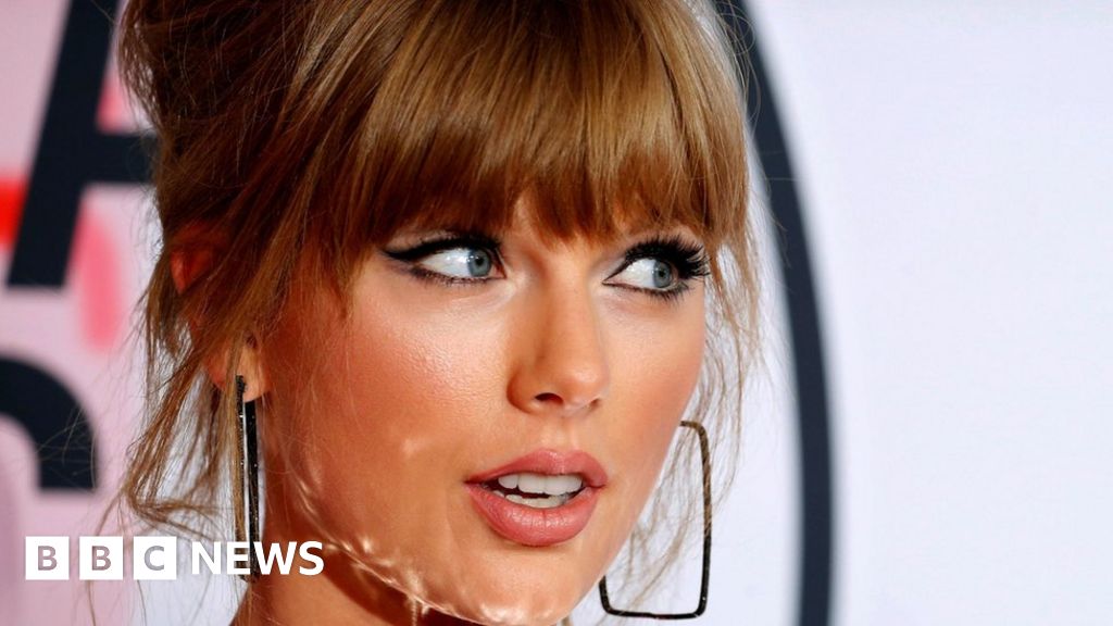 Were Taylor Swift Fans Tracked At Her Gig Bbc News