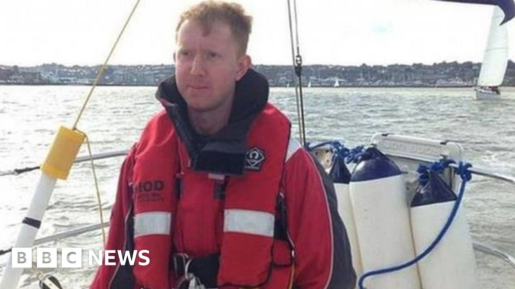 Trident Whistleblower William Mcneilly Leaves Royal Navy Bbc News
