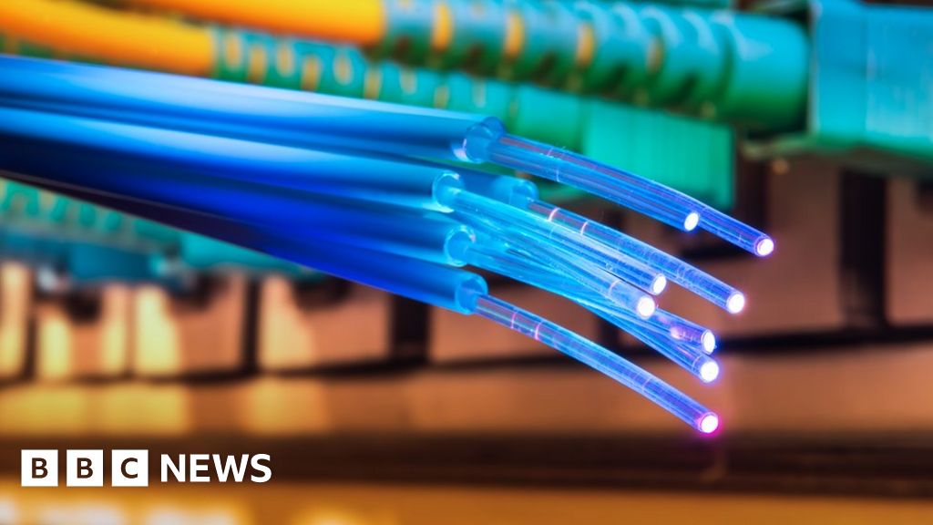Will fibre broadband be obsolete by 2030 - and what about 5G?