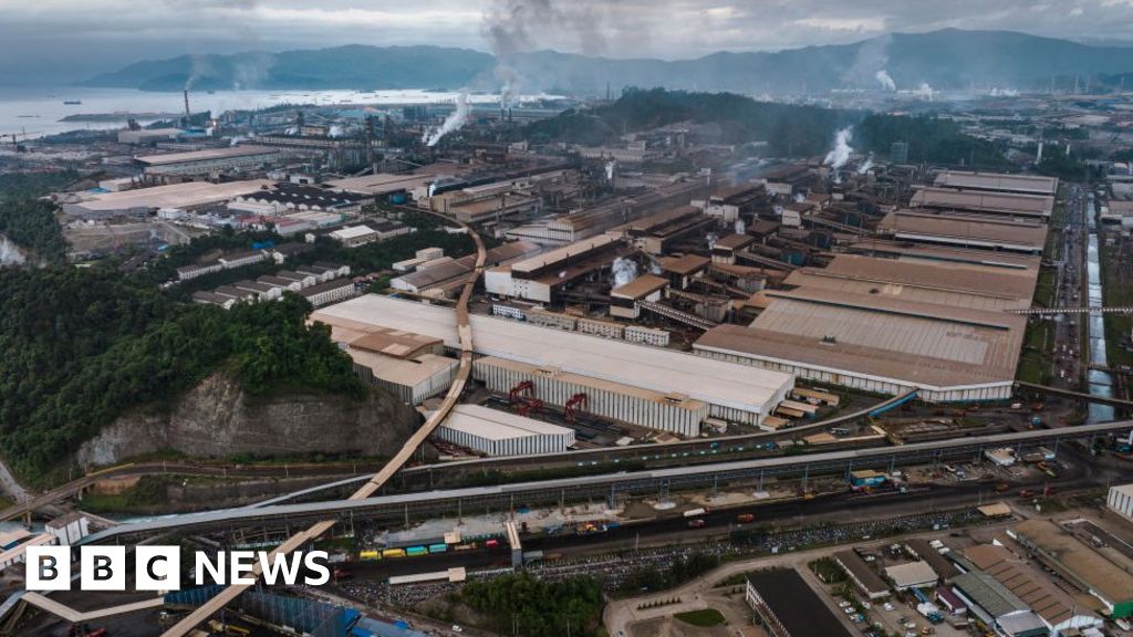 Ledakan di pabrik nikel di Indonesia menewaskan 13 karyawan
