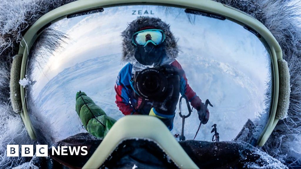 Polar explorer returns to North Pole after cancer