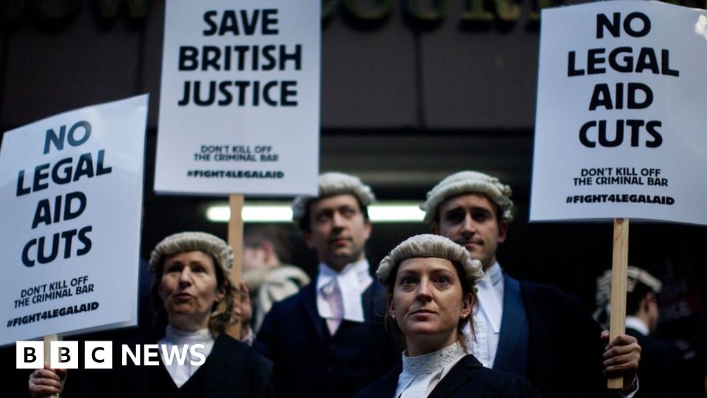Legal advice 'to be given in GP surgeries'