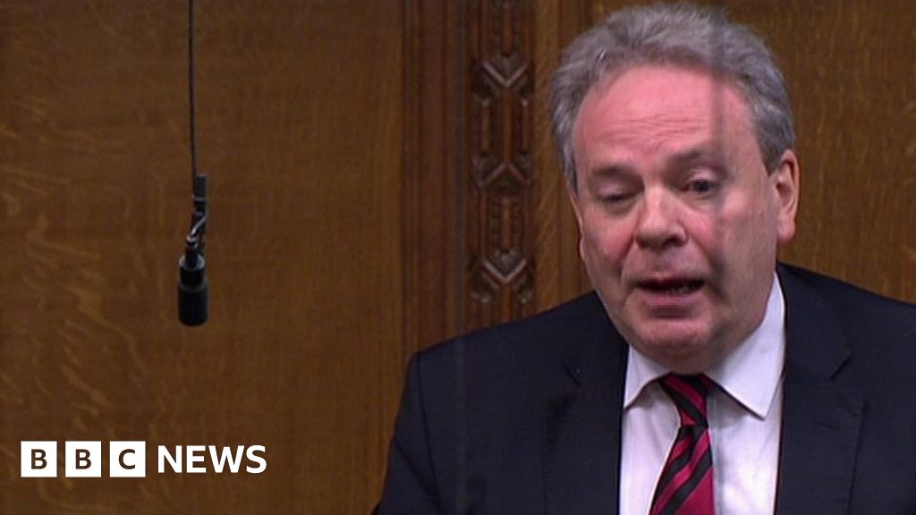 pmqs-lucas-and-may-on-free-tv-licences-for-pensioners-bbc-news