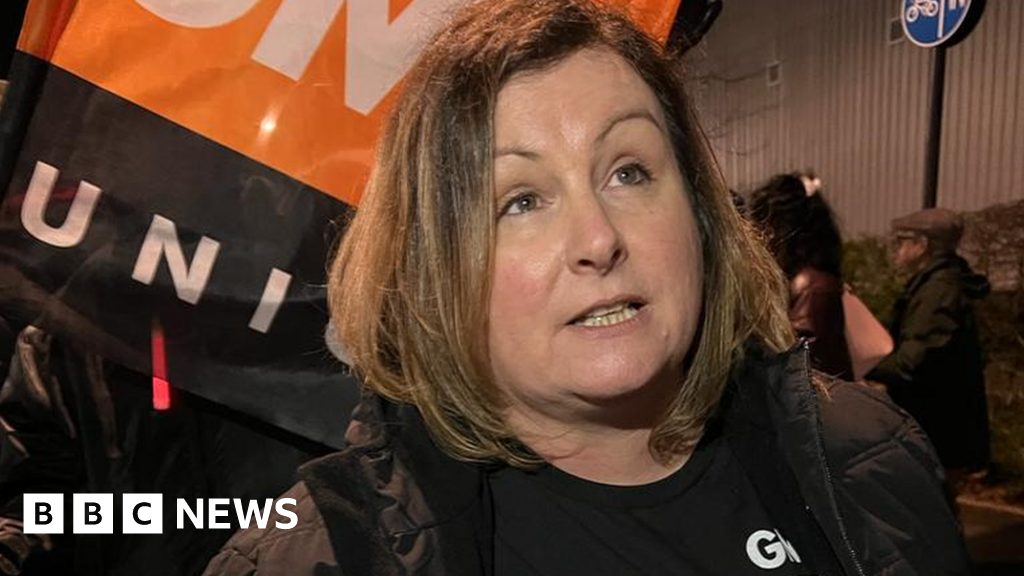 Amazon workers in Coventry announce strike date in first ever UK walkout