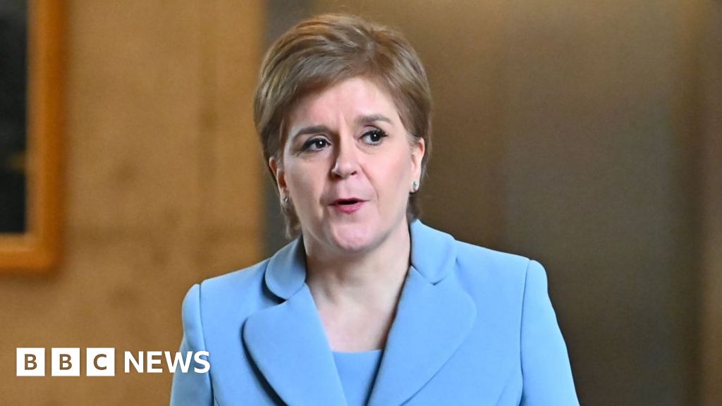 Election win could trigger Scottish independence, says Sturgeon