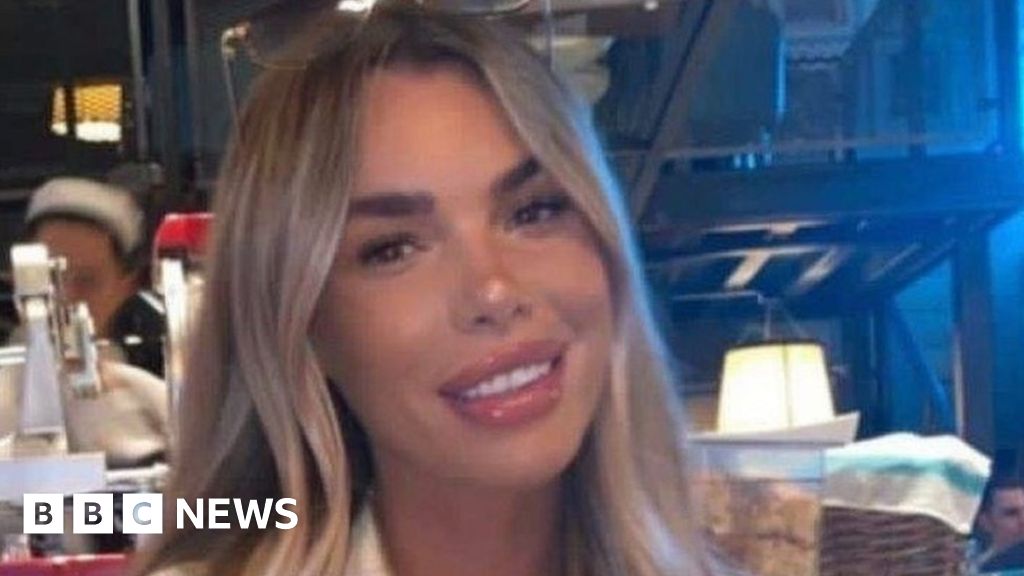 Ashley Dale: Murder victim's mum calls killers 'monsters' - BBC News