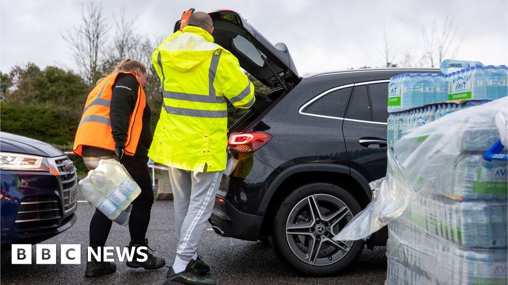 Staplehurst Woman speaks of water supply struggle at Christmas BBC News