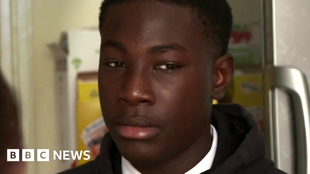 Knife Crime: Trauma Of A Teenage Stabbing Survivor - BBC News