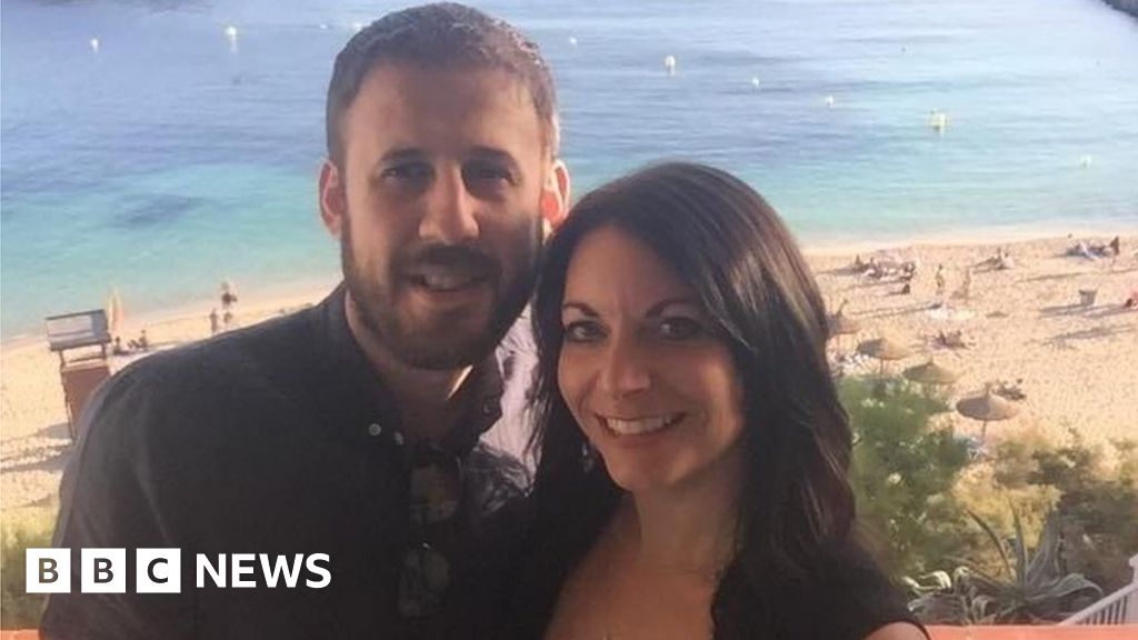 Coronavirus Couples react as ban on weddings lifted in England