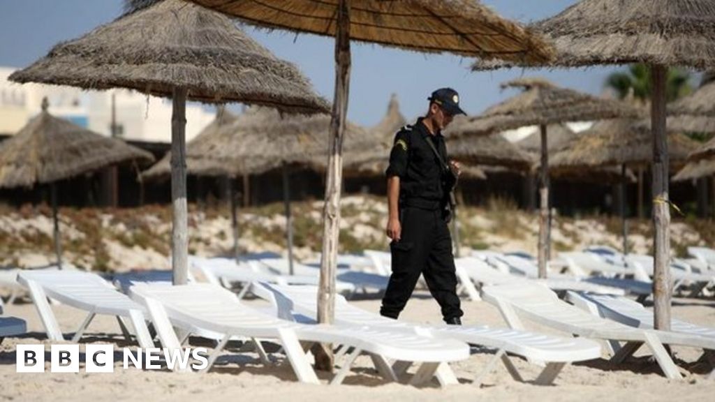 Tunisia Holiday Booked - What Are Your Options Now? - BBC News