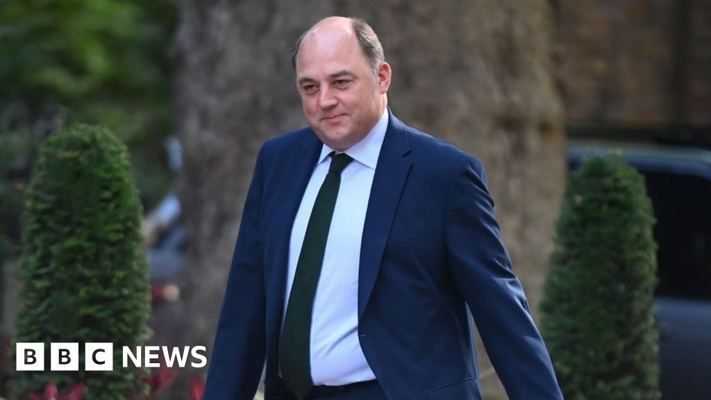 Defence Secretary Ben Wallace endorses Liz Truss for PM