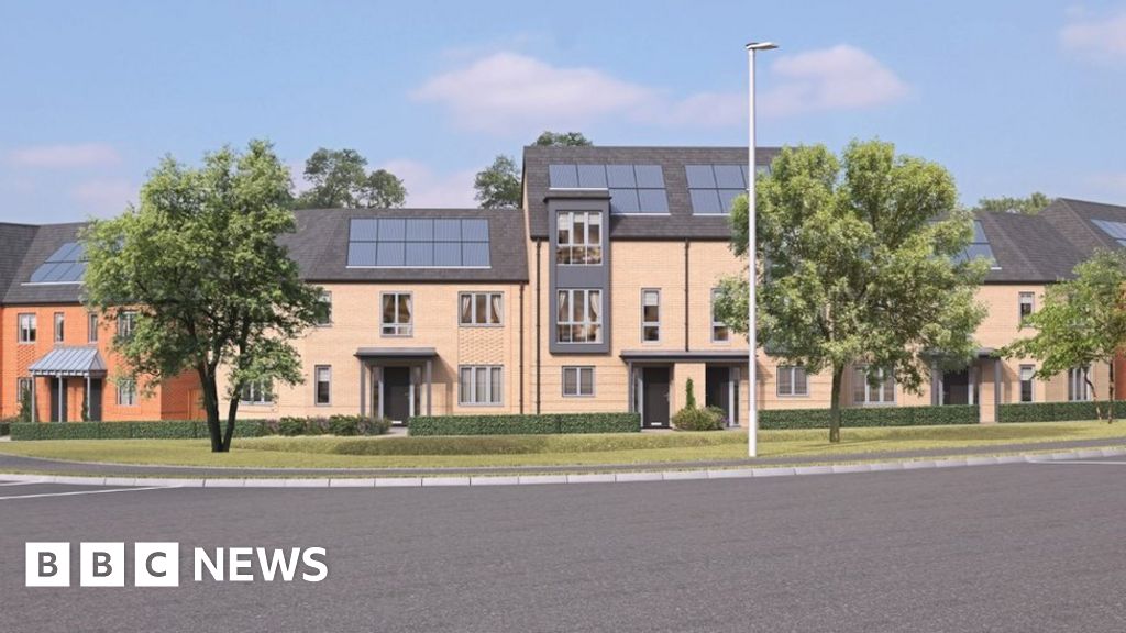 Lincoln Key milestone reached in major new homes scheme BBC News