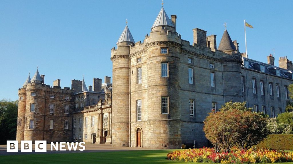 royal-palace-in-wales-could-bring-in-36m-in-tourism-bbc-news