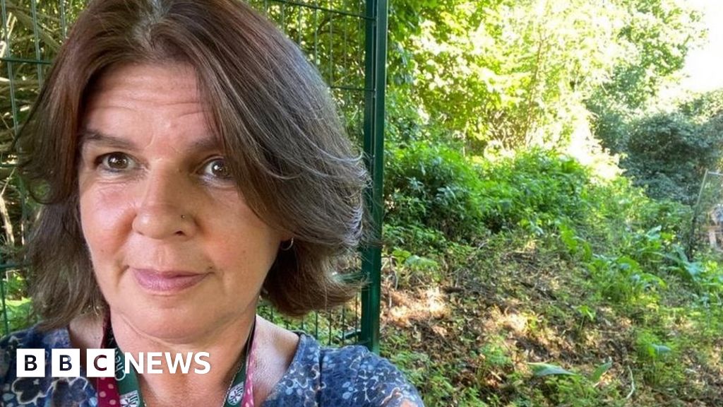 Chew Valley School to create new building in memory of teacher BBC News