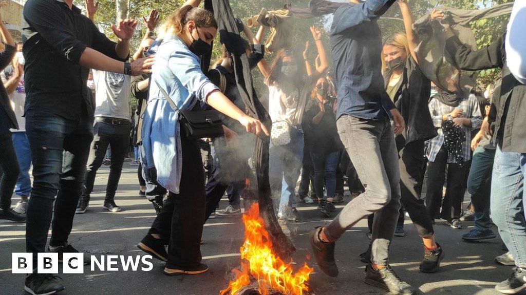 How Iran's economic woes created conditions ripe for protests